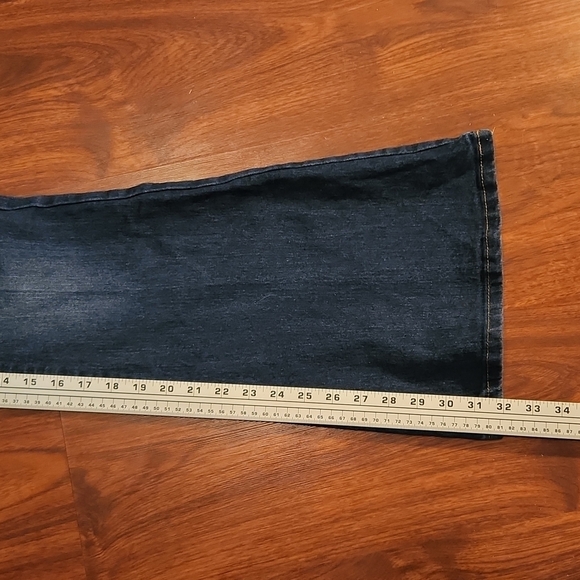 Twentyoneblack Jeans by rue21 size 13  13/14R flare wide leg bell bottom - Picture 10 of 11